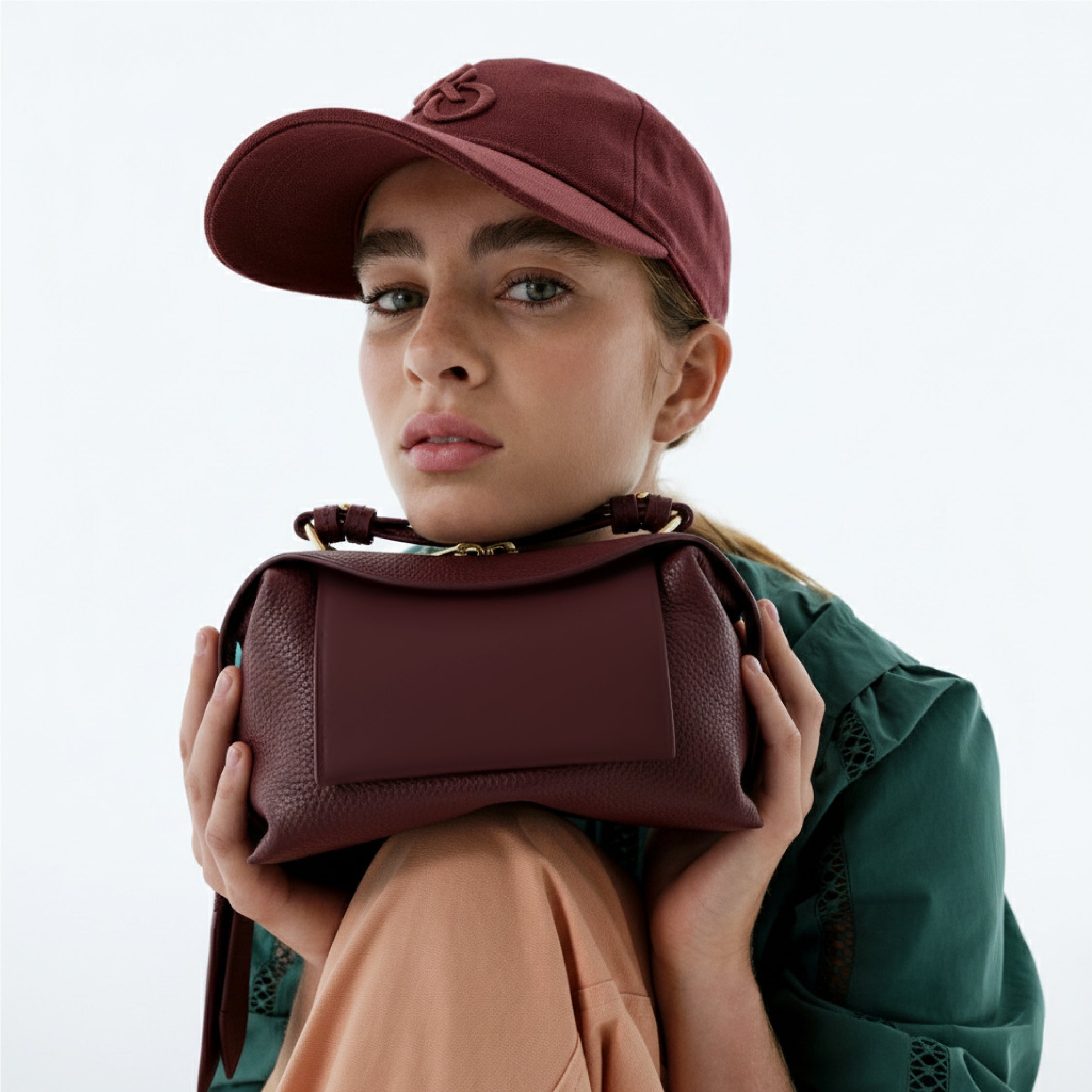 Roma - Burgundy
